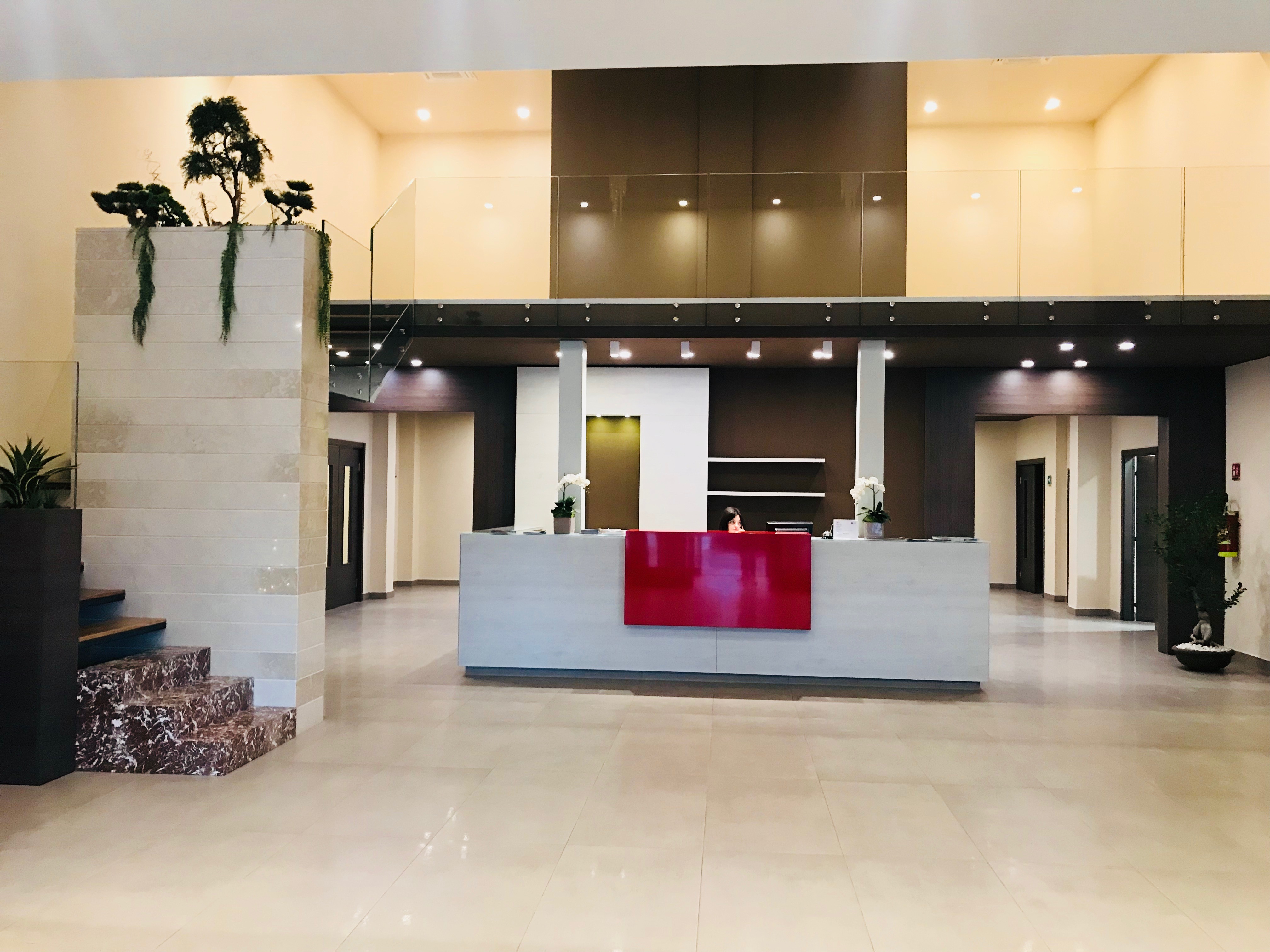HALL MIDI HOTEL